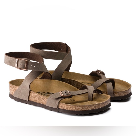 Birkenstock Shoes - NWT Birkenstock Yara Sandals
